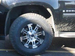 Avalanche tires 004 (Small).jpg