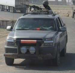 civilian_gun_trucks_3.jpg