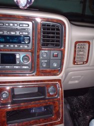buttons in dash.jpg
