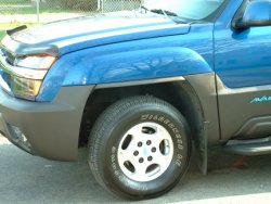 Front_Tire_Flares.JPG