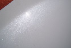 akav polor ice white.jpg