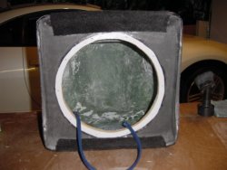sgiacomo_fiberglass_sub_box_interior.JPG