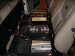 sgiacomo_under_rear_seat_clean_install.JPG