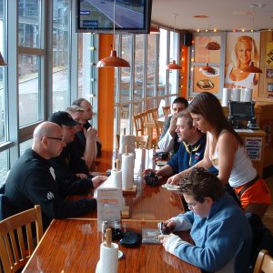 11_Feb_Hooters_GTG32.JPG