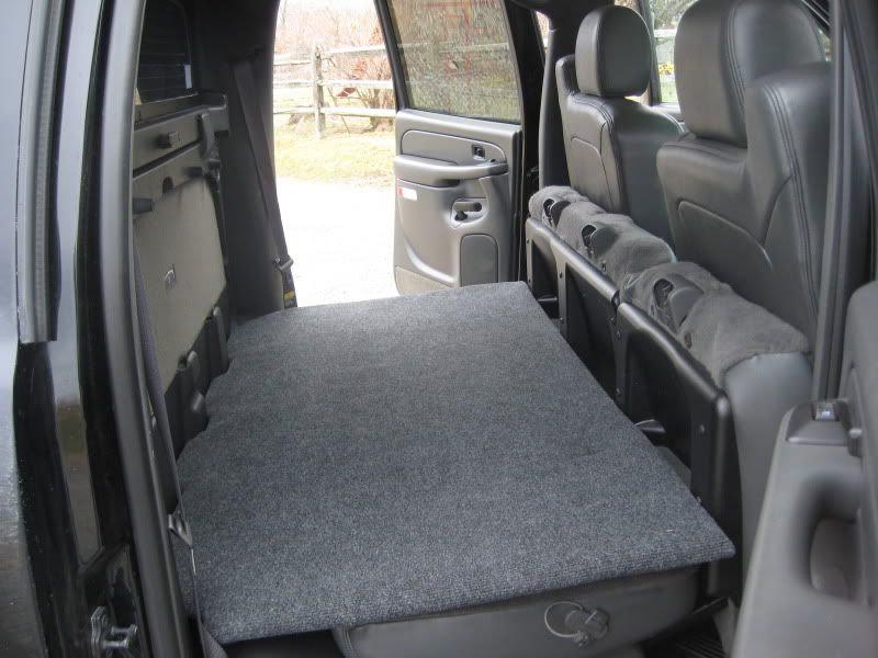 Mid-DeckwCarpet.jpg